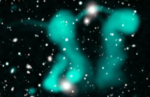 天文学家在夜空中捕捉到“跳舞的鬼魂”的奇怪图像