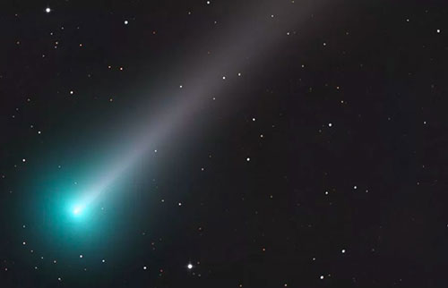 伦纳德彗星可能在金星上催生了流星雨